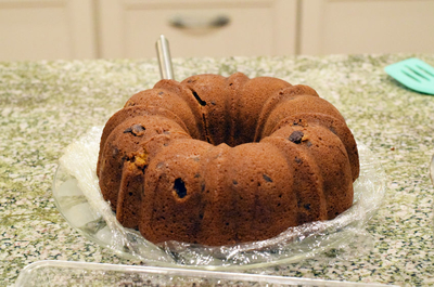 Bundt cake for Thanksgiving A rich, smooth and chocolatey pumpkin treat. Yes, chocolate and pumpkin does pair well!Pumpkin Bundt Cake