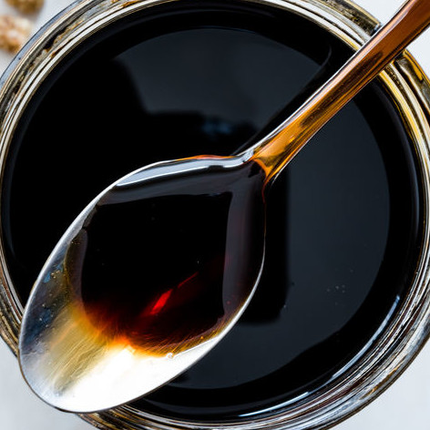 molasses Some common uses of molasses in baked goods include cookies, biscuits and breads.