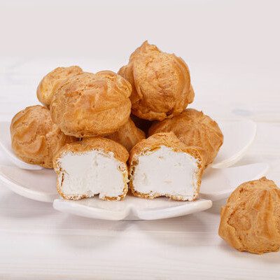 Pastry cream is a creamy, rich and flavored thick custard. It is commonly used as a filling in a variety of pastry desserts such as eclairs, cream puffs and boston cream pie cake.