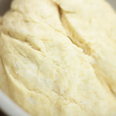 Cakes Cakes are bakery products that are rich in sugar, fat and eggs, and can be accompanied with a wide variety of inclusions like fruits and flavors.